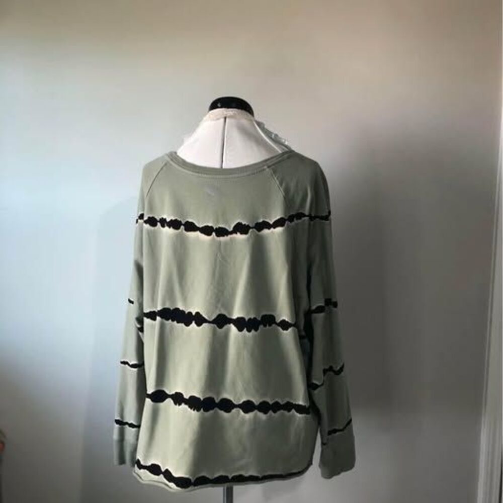 3X Torrid Womens Long Sleeve Blouse C5912 - Picture 2 of 5